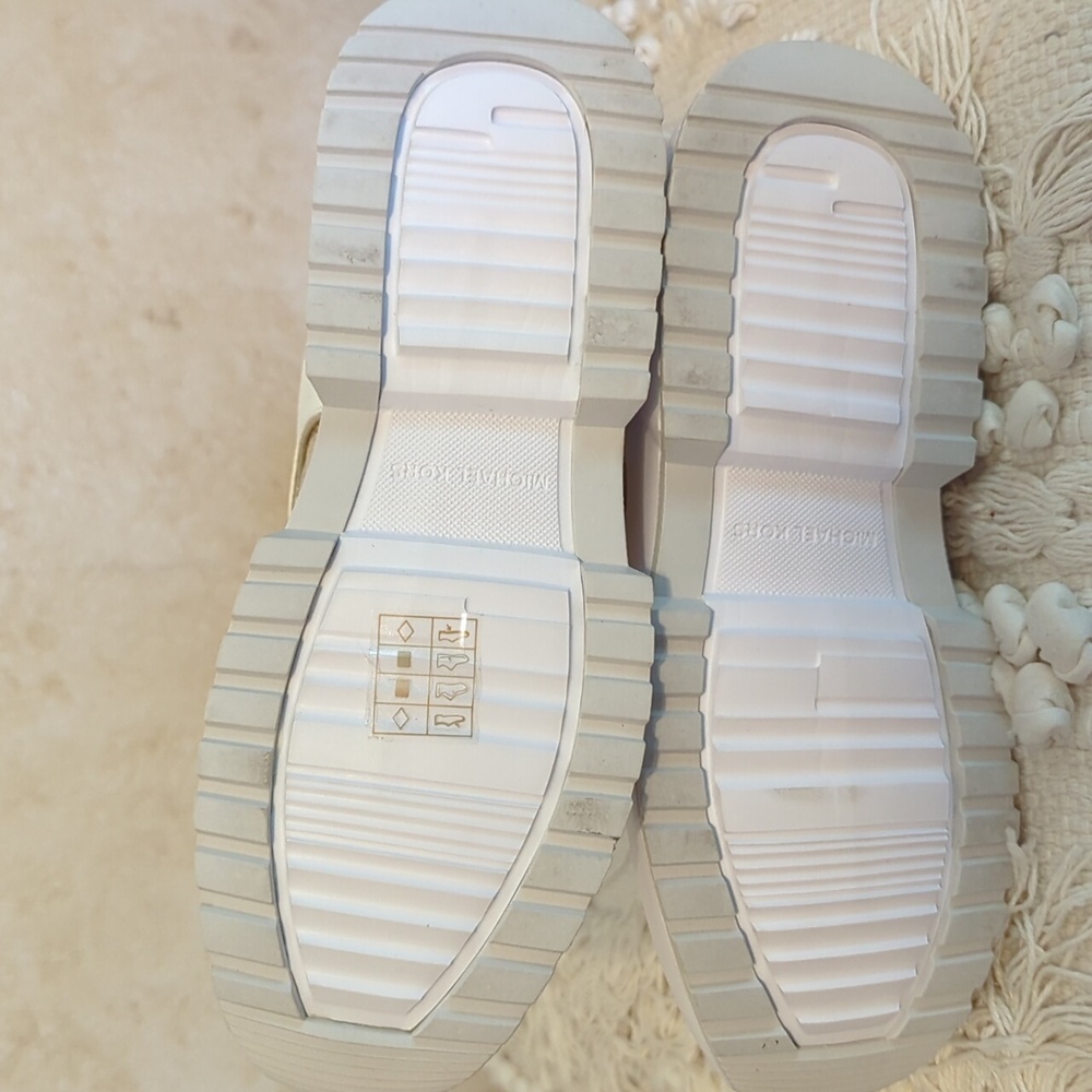 Michael Kors Sneakers NWOT 7 - Picture 7 of 7